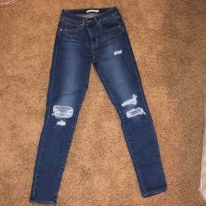 Levi’s high rise skinny jeans